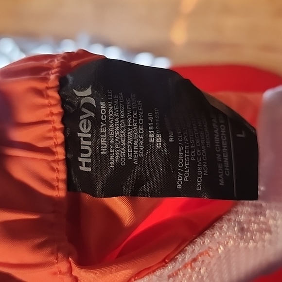 Hurley Board Shorts NWT SZ LG. Coral/orange - Picture 5 of 5